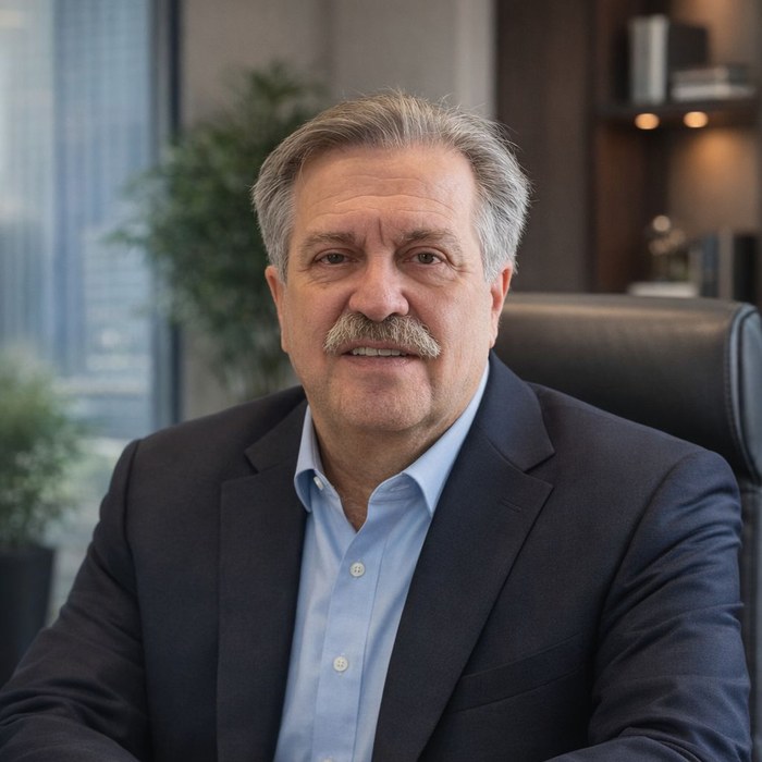 Portrait of Dr. Hardus Pretorius, CEO and Founder of Spearpoint Publishing House